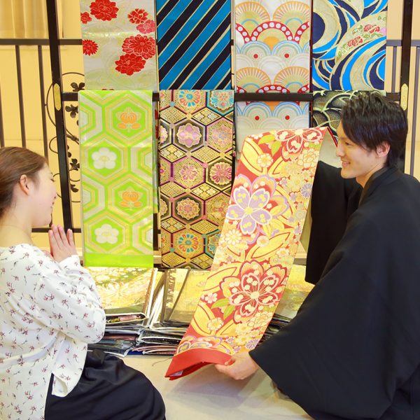 小倉呉服店スタッフ